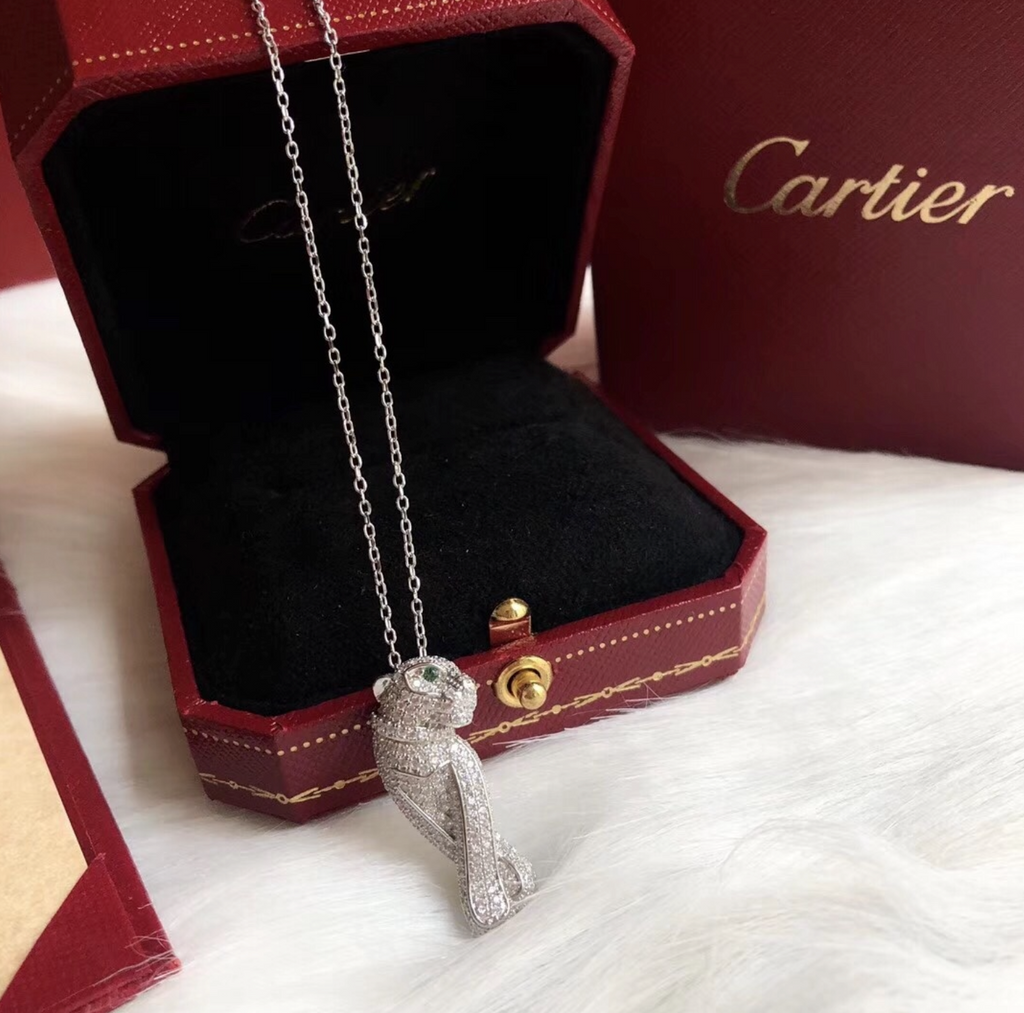 CARTIER 18K White Gold Diamond Onyx Emerald Panthère Pendant Necklace 1.1